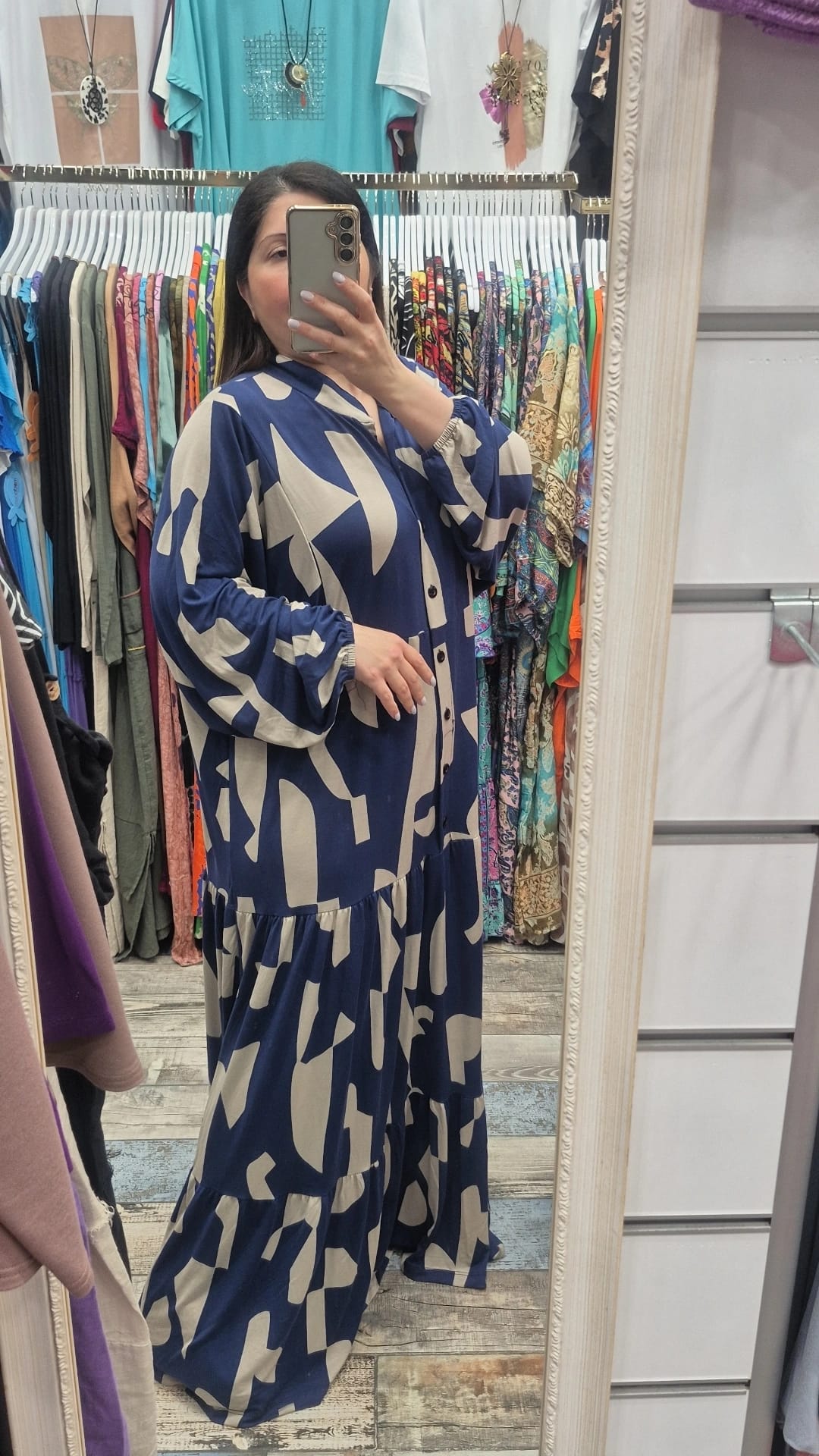 Hakim yaka balon kol düğmeli  elbise lacivert bej renk desen