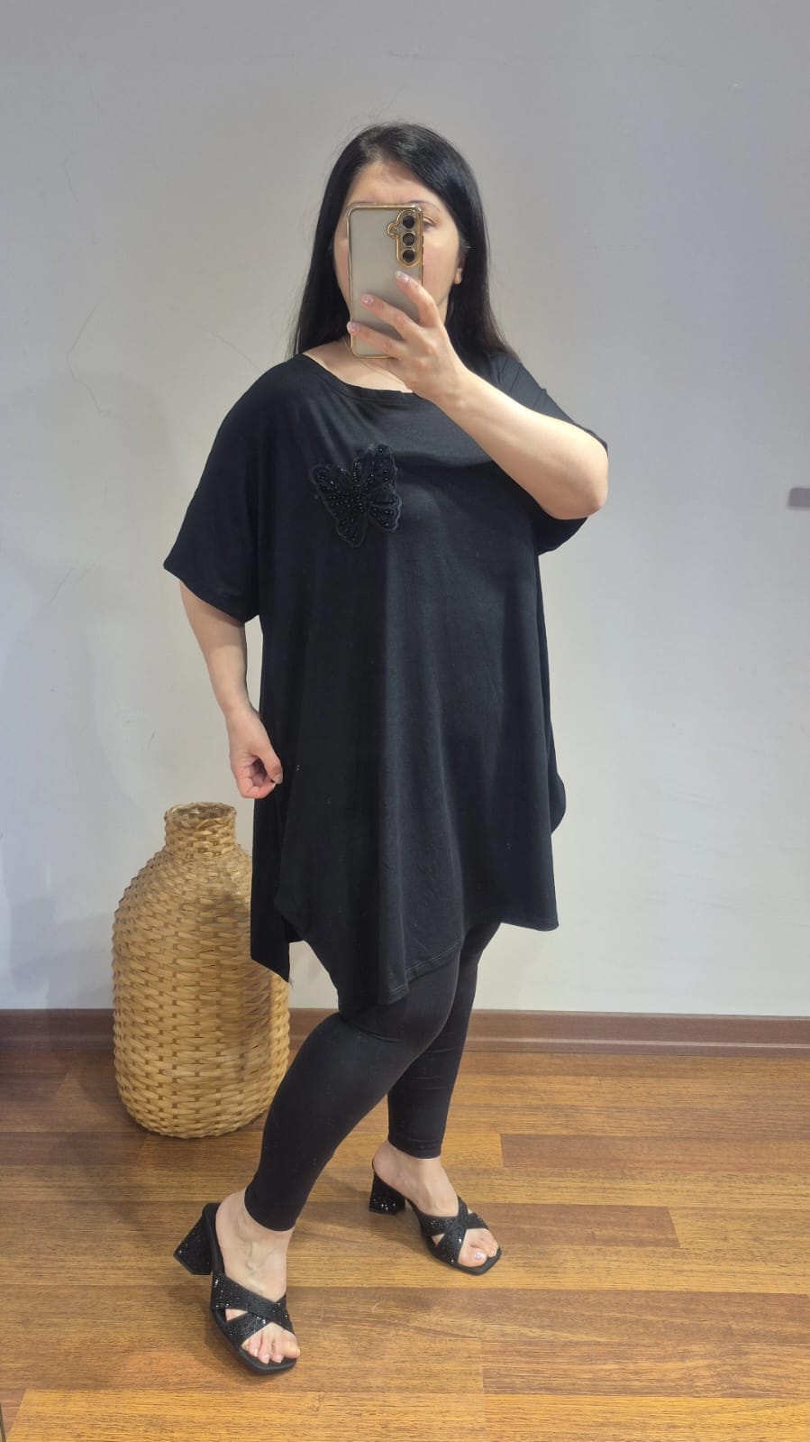 Bluz%20kelebek%20motif%20siyah