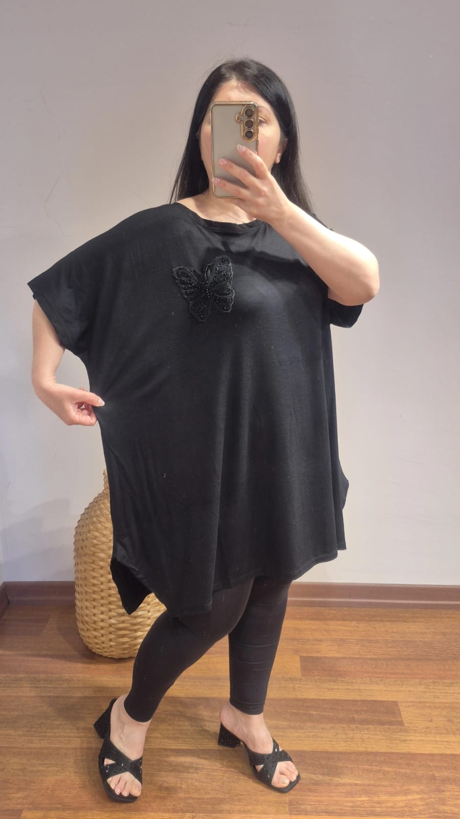 Bluz%20kelebek%20motif%20siyah