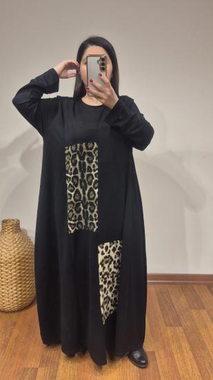 Siyah elbise leopar parça detaylı