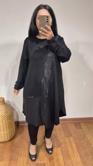 Tunik deri görünümlü garni taşlı siyah renk likralı model