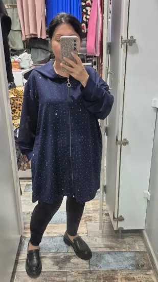 Kapüşonlu taşlı kap model lacivert renk