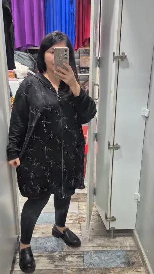 Kapüşonlu vega taşlı kap model siyah