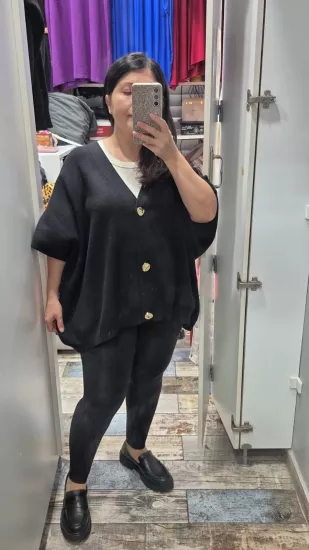 Yelek düğmeli siyah renk ipliği angora yumuşacık 