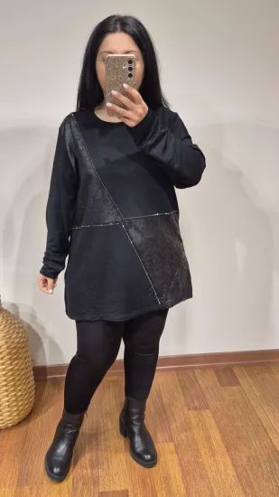 Bluz zigzag taşlı siyah renk likralı