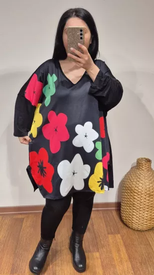 Bluz renkli iri çiçek desen